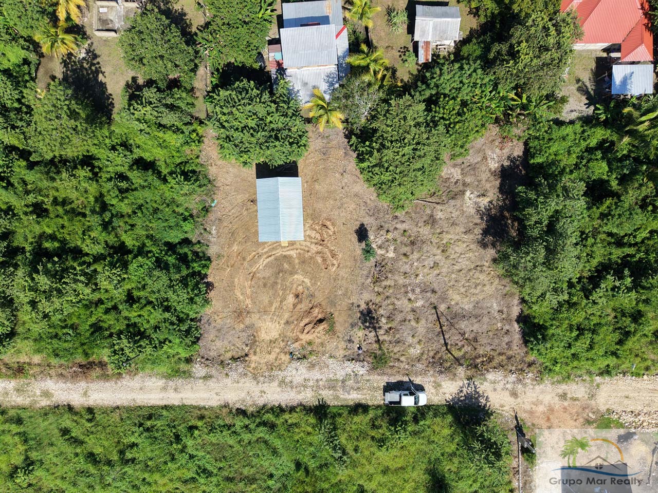 Belize-Residential-Lot-in-Santa-Elena-Cayo