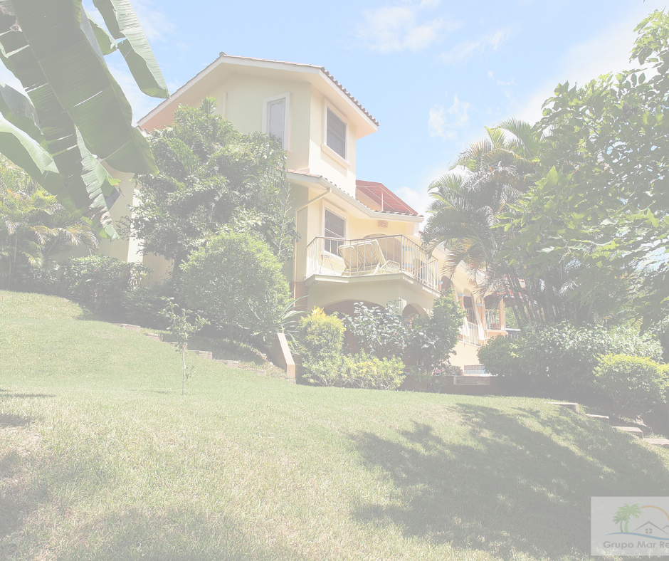 Tropical Estate Grupo Mar Realty Cayo Belize luxury home