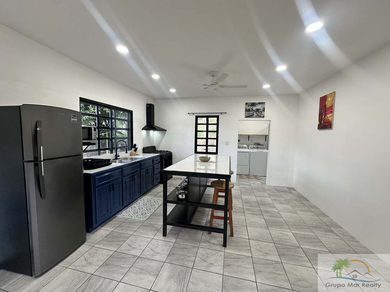 
Belize-Rental-Home-in-Santa-Elena