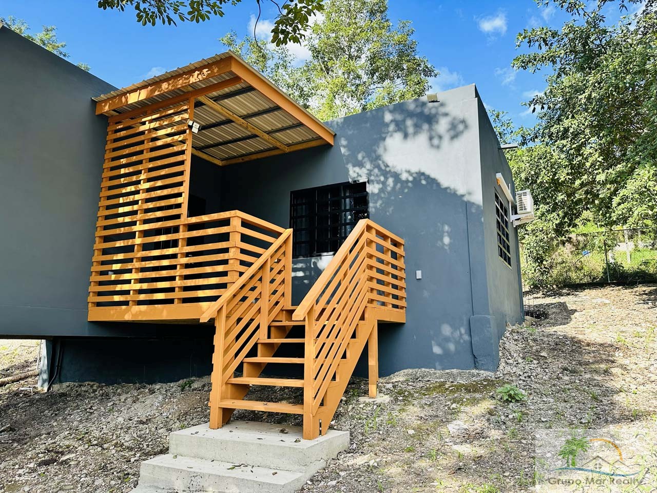 
Belize-Rental-Home-in-Santa-Elena