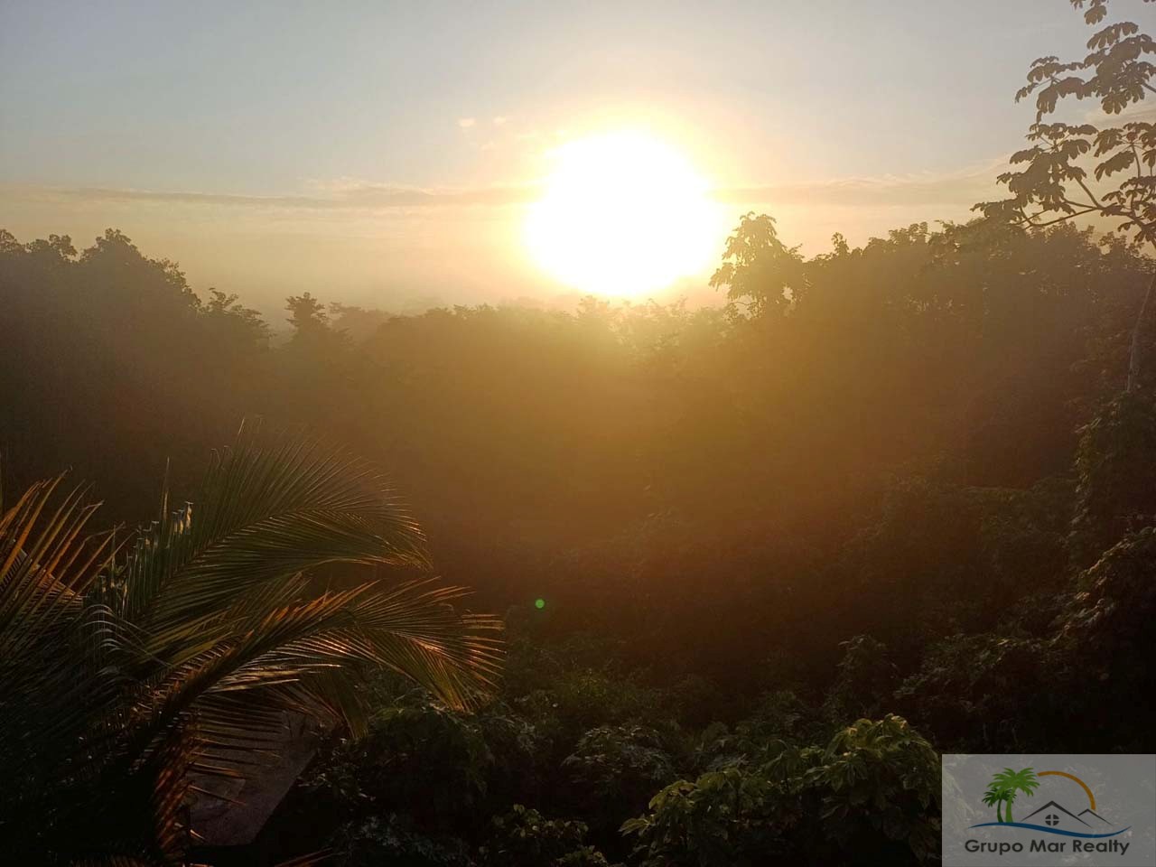 Belize Hidden Haven on 14 Acres For Sale in Cayo