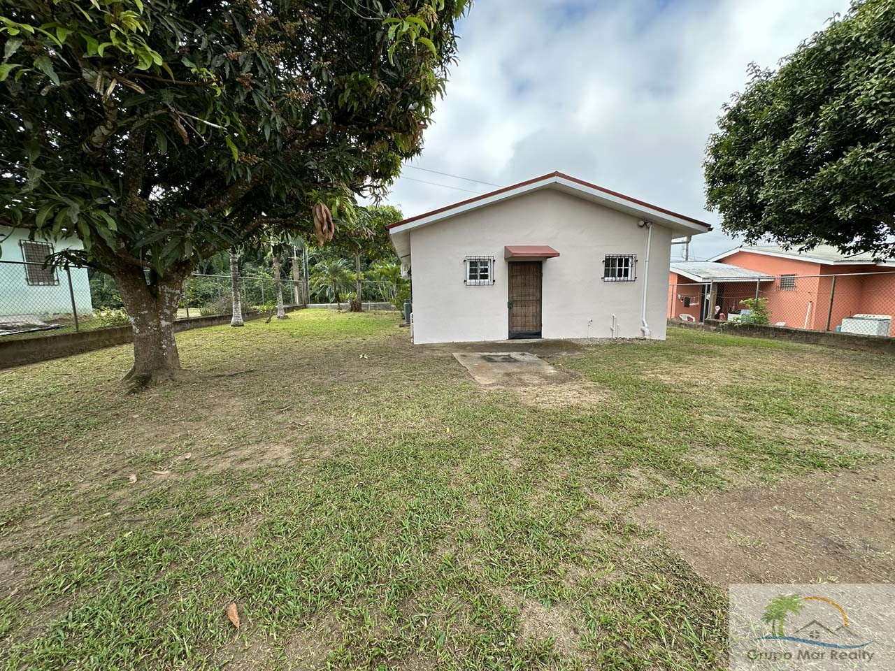 Home For Rent in Belize