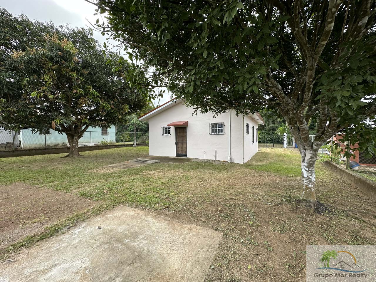 Home For Rent in Belize