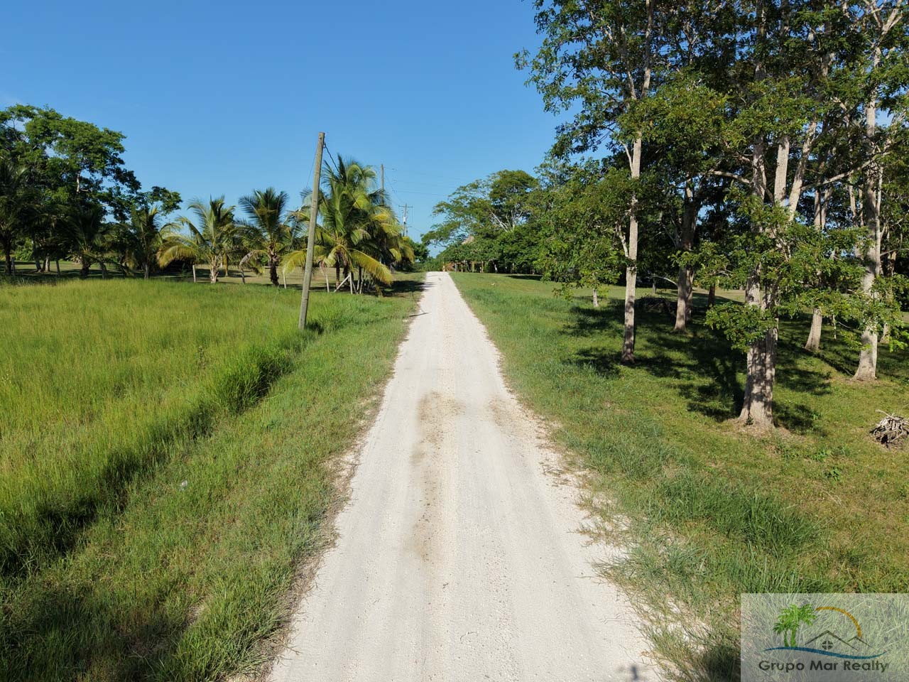Belize 6.9 Acres in Santa Familia Cayo Near San Ignacio